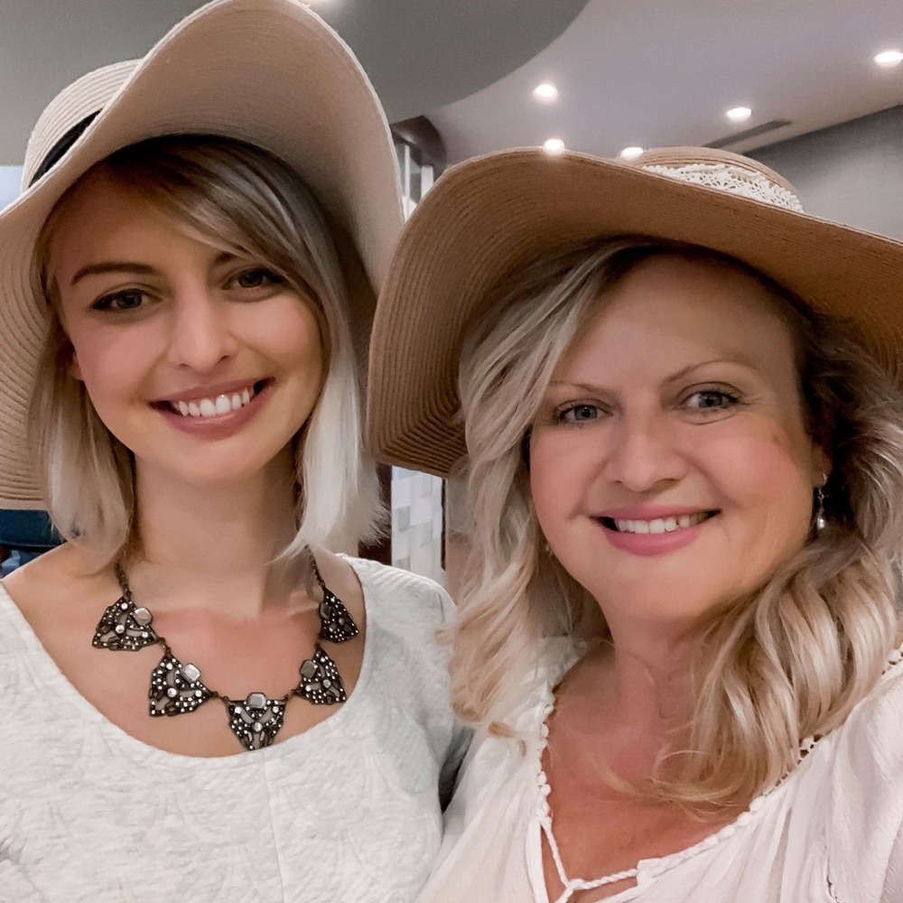 Meet your Posher, Hope